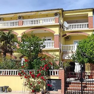 Barbara , Novi Vinodolski Chorwacja